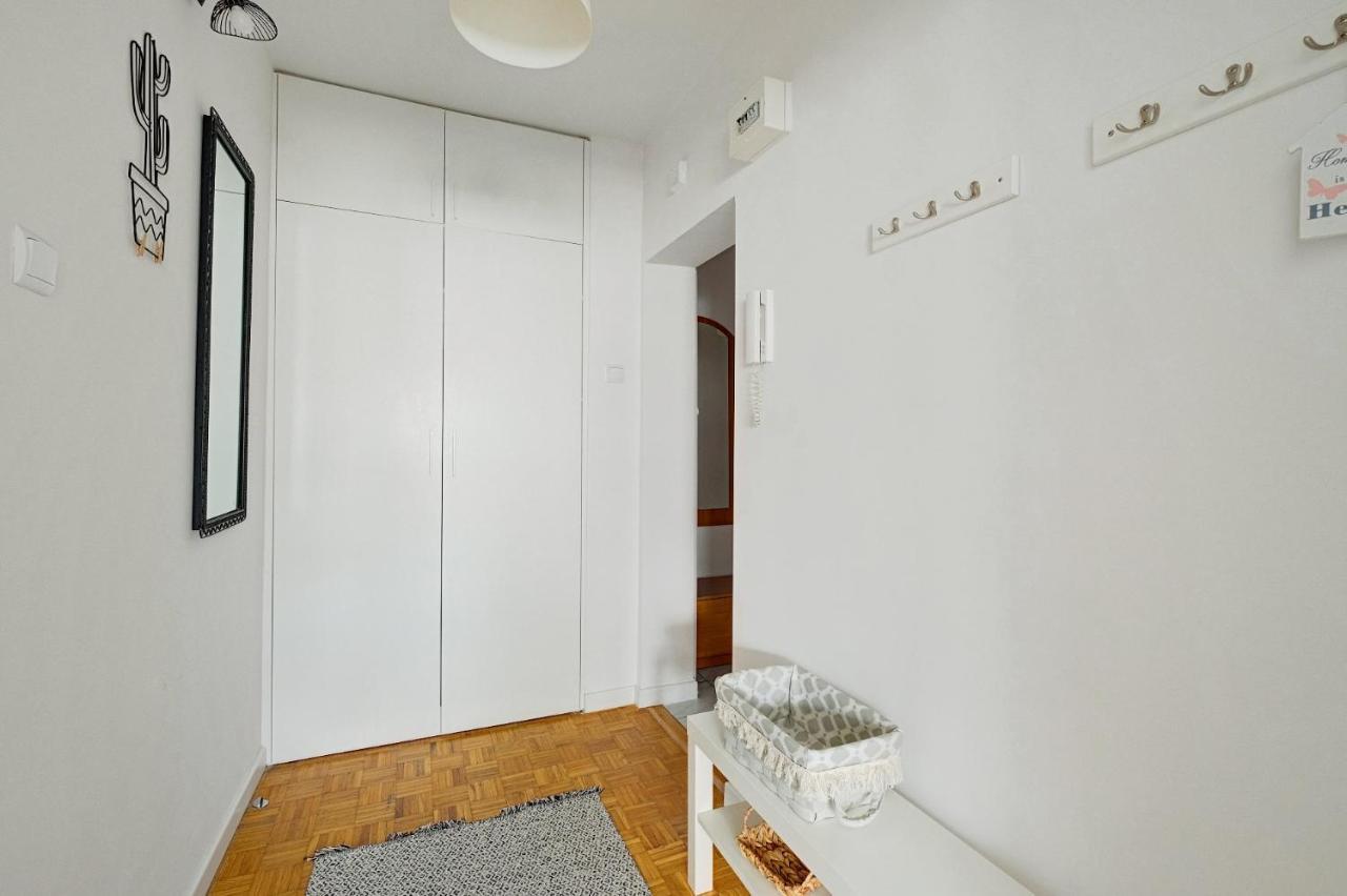 2 Bedroom Apt In Heart Of Warsaw Zgoda 9 Tv70 Exterior photo
